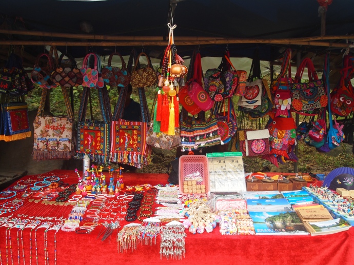 souvenir stands in Xingping